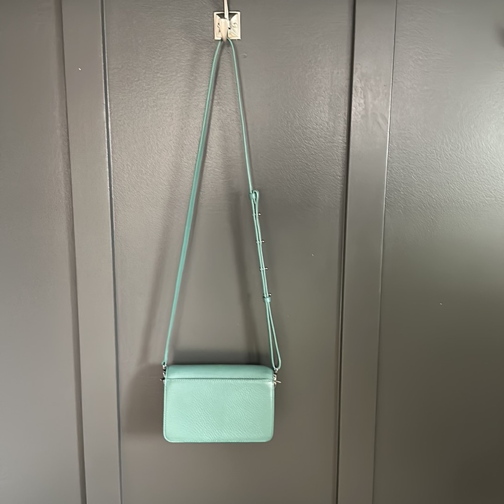 DAGNE DOVER SMALL ANDRA CROSSBODY IN RETIRED LIBERTY (THE MOST CHIC GREEN) 💚